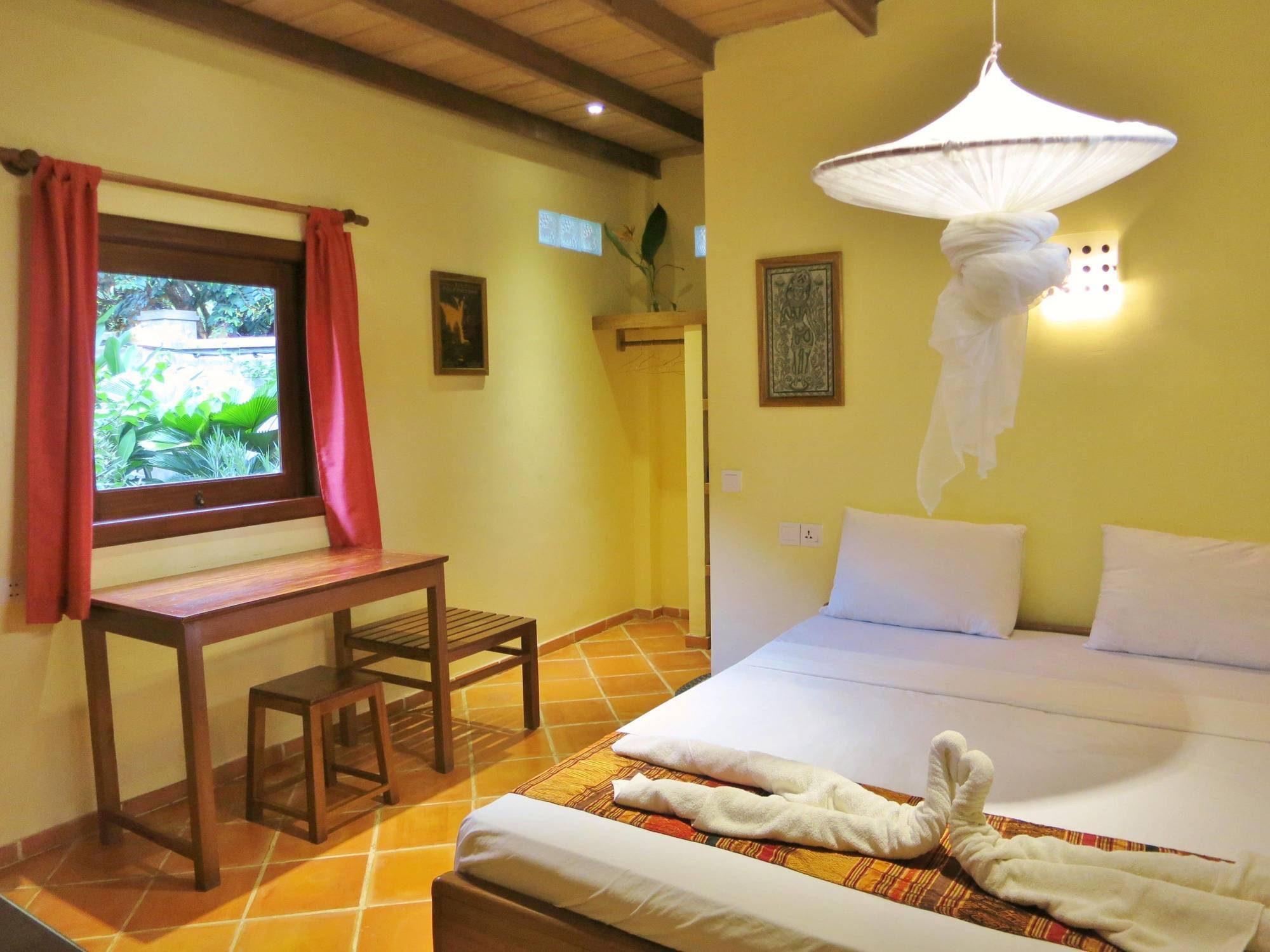 Botanica Guesthouse Kep Extérieur photo