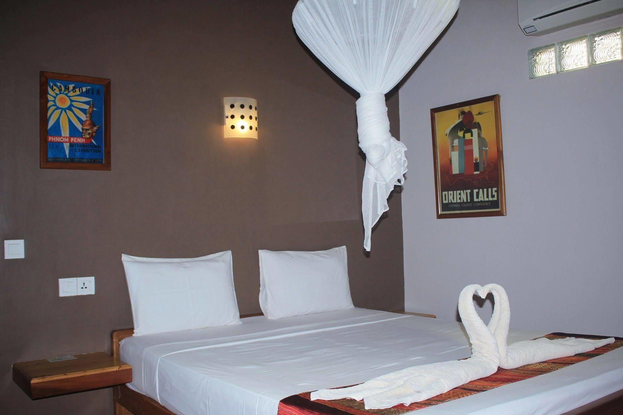 Botanica Guesthouse Kep Extérieur photo