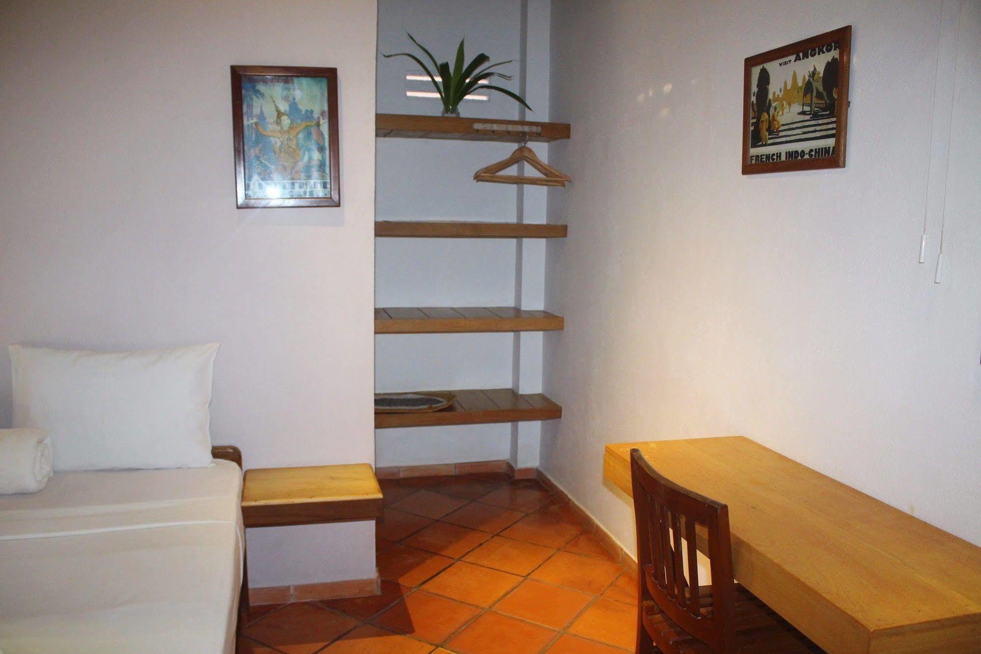 Botanica Guesthouse Kep Extérieur photo