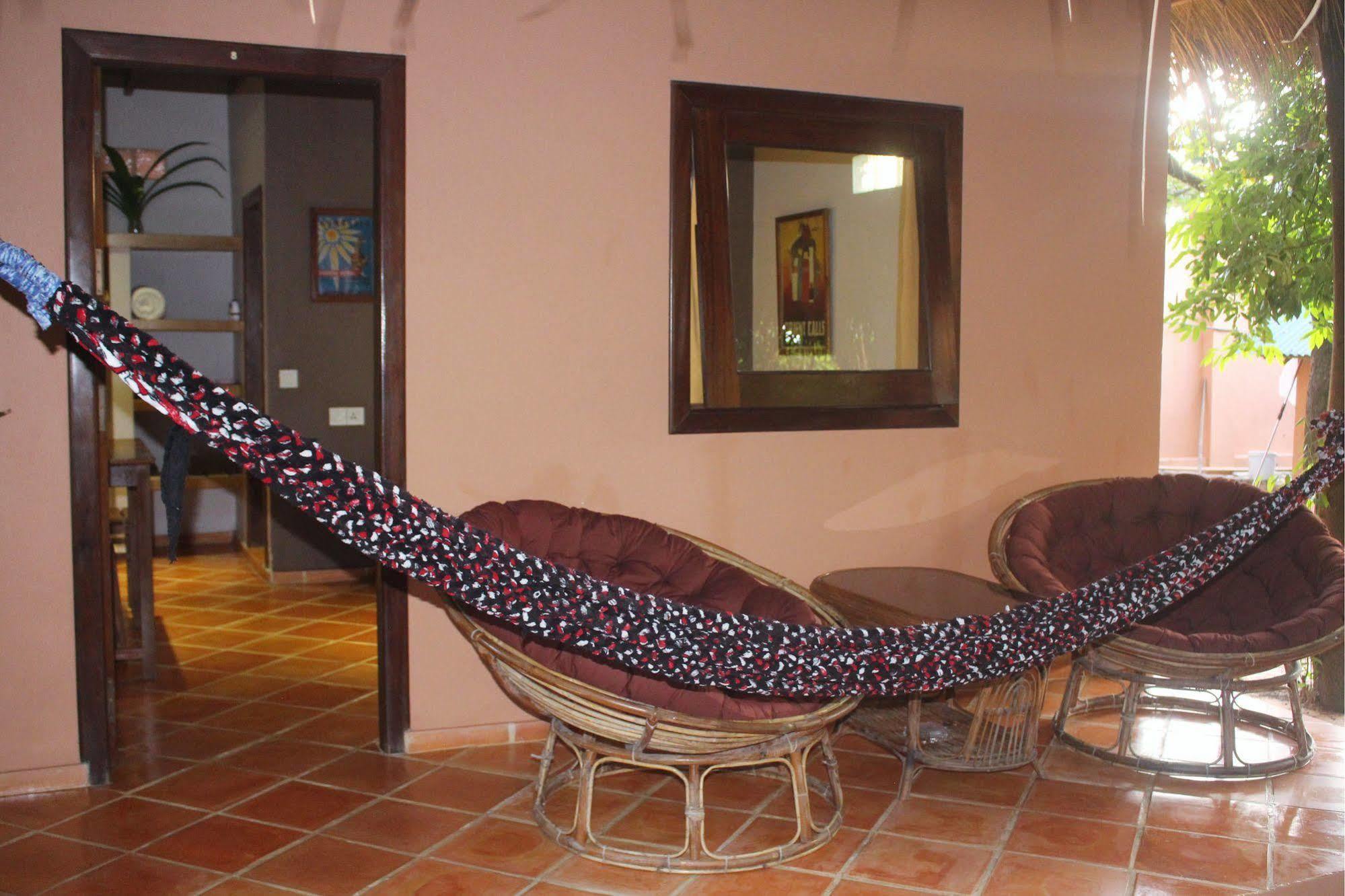 Botanica Guesthouse Kep Extérieur photo