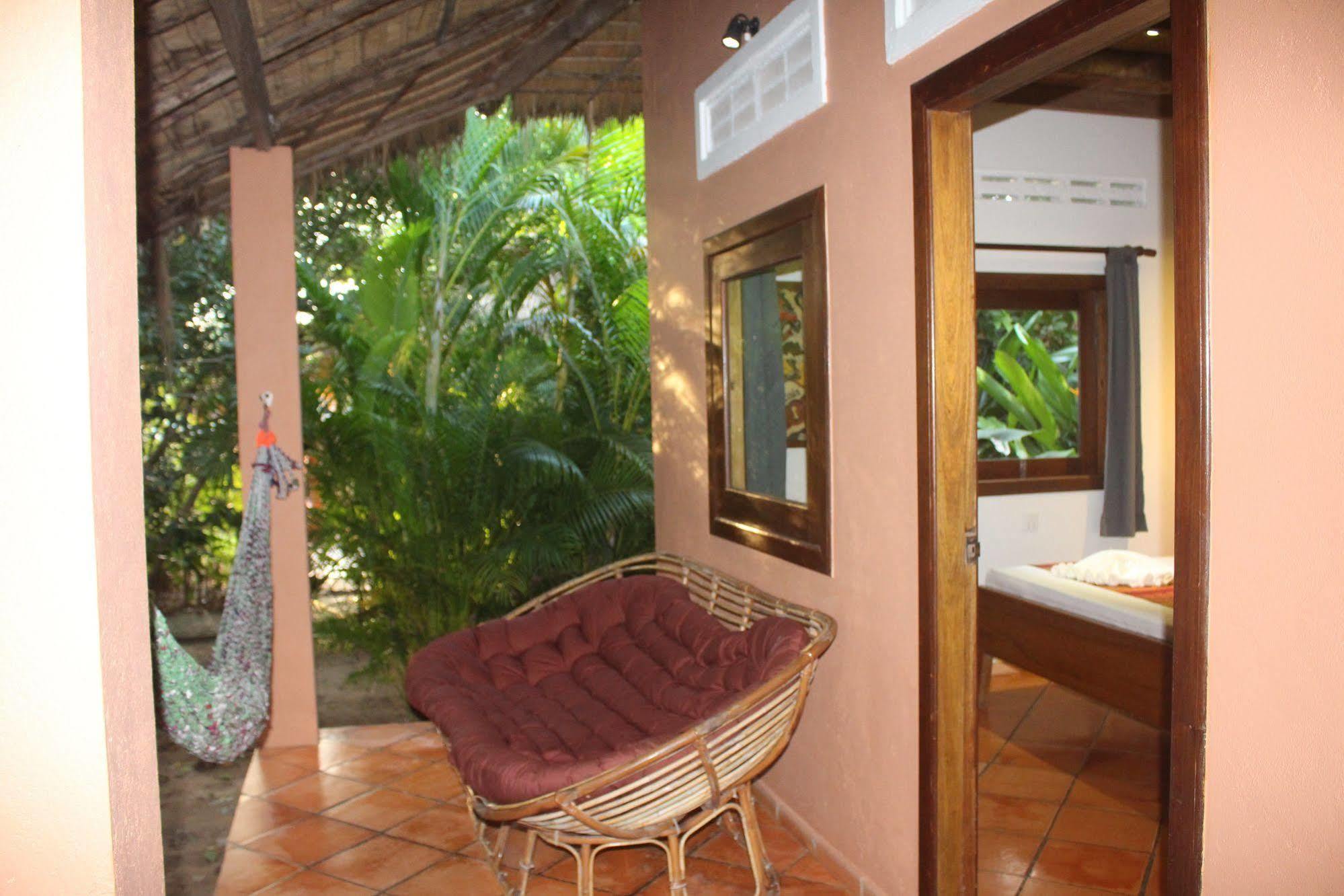 Botanica Guesthouse Kep Extérieur photo